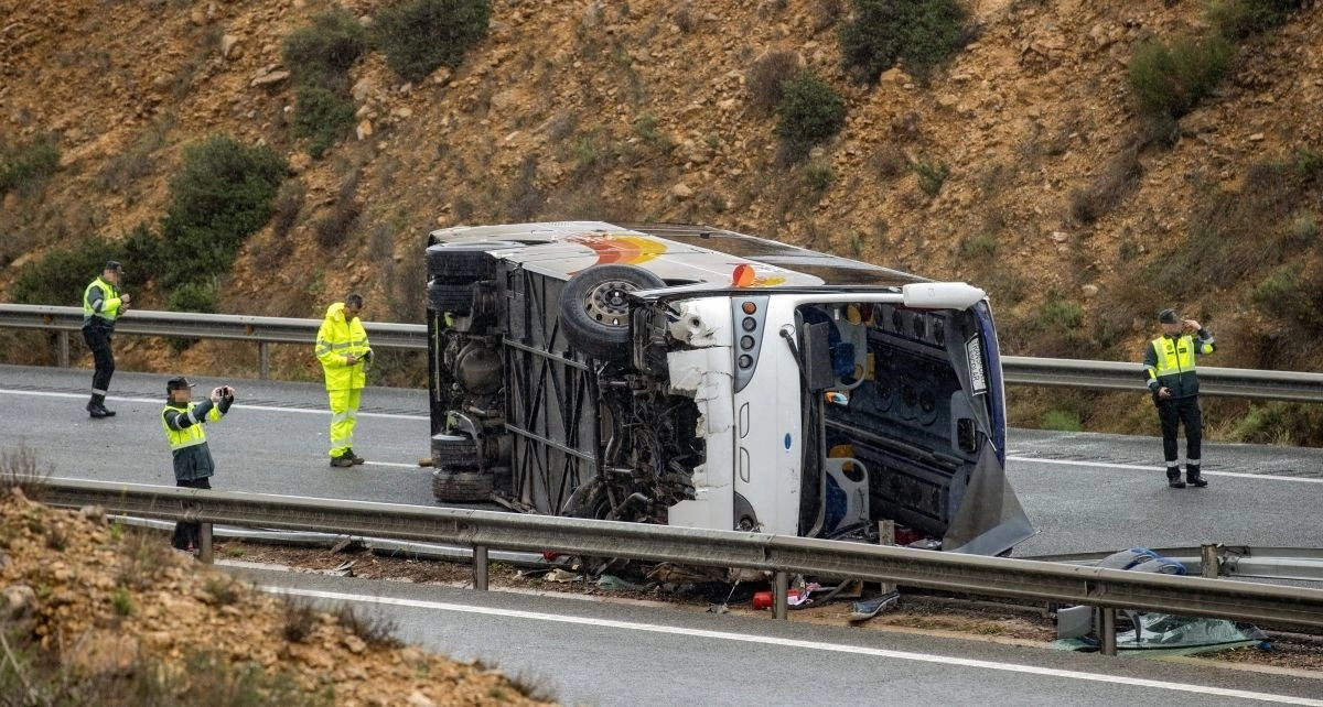 Vozač izgubio kontrolu nad autobusom u Brazilu. Deset mrtvih, uključujući dvoje djece